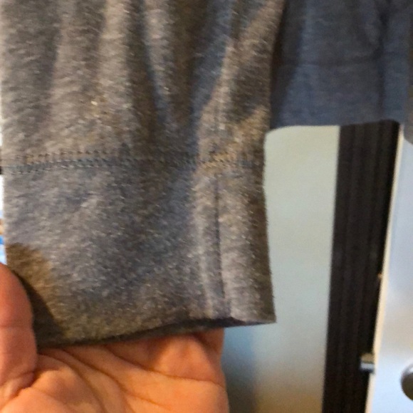 Florida Gators hooded T-shirt. - Picture 4 of 6